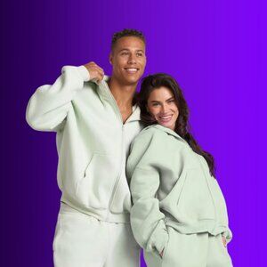 COMFRT - NIB - Pastel Zip Hoodie in 3XL - UNISEX - Mint